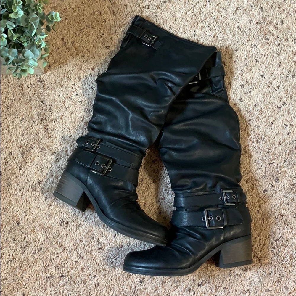 Carlos Santana black boots size 9